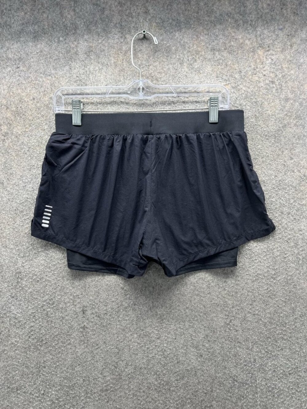 Under Armour Speedpocket Shorts Mens Medium Black Running Athletic 5 Inseam